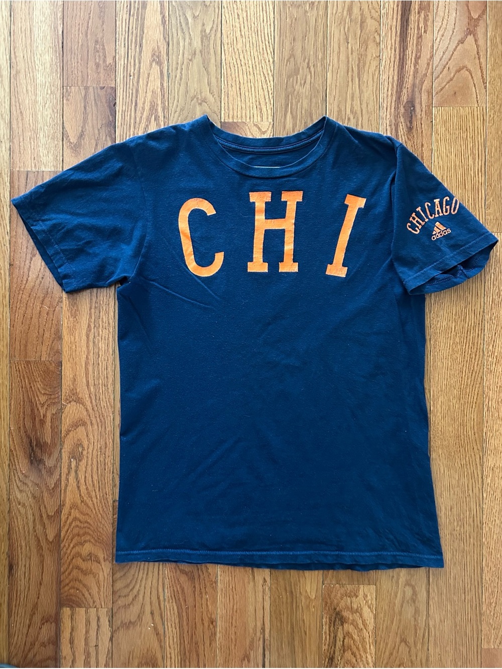 CHI Chicago Bears Colorway Adidas Retro T-Shirt Size Medium